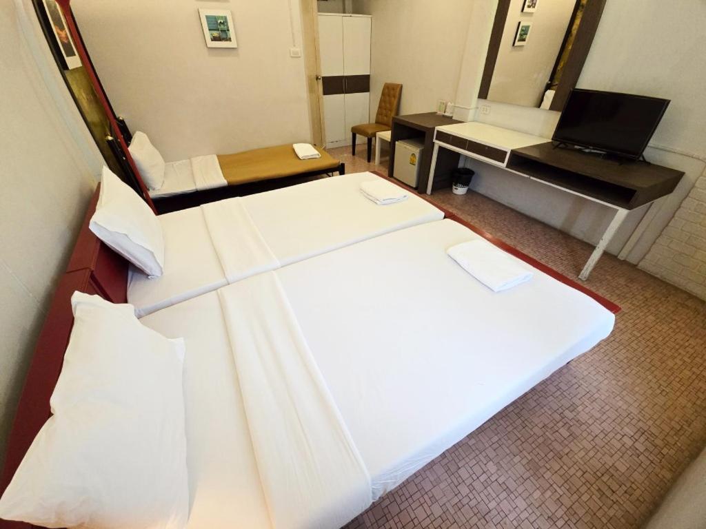 Rajata Hotel Bangkok Dış mekan fotoğraf