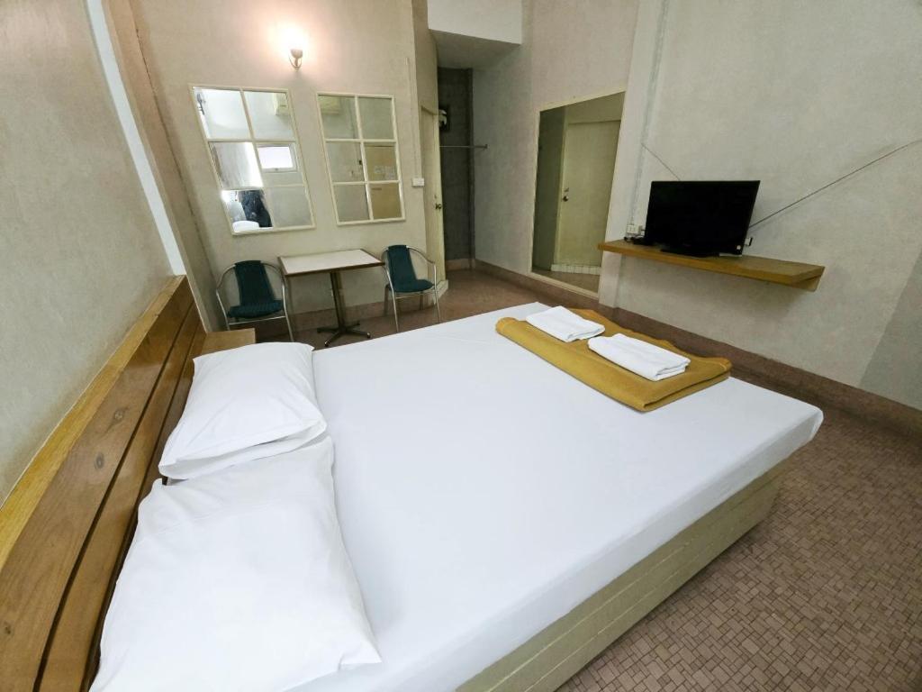 Rajata Hotel Bangkok Dış mekan fotoğraf